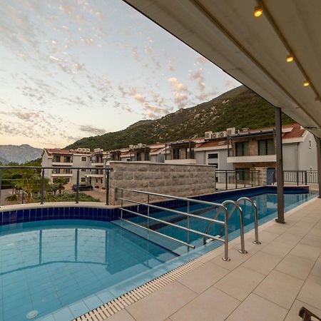 קוטור Green Bay Apartments Morinj מראה חיצוני תמונה