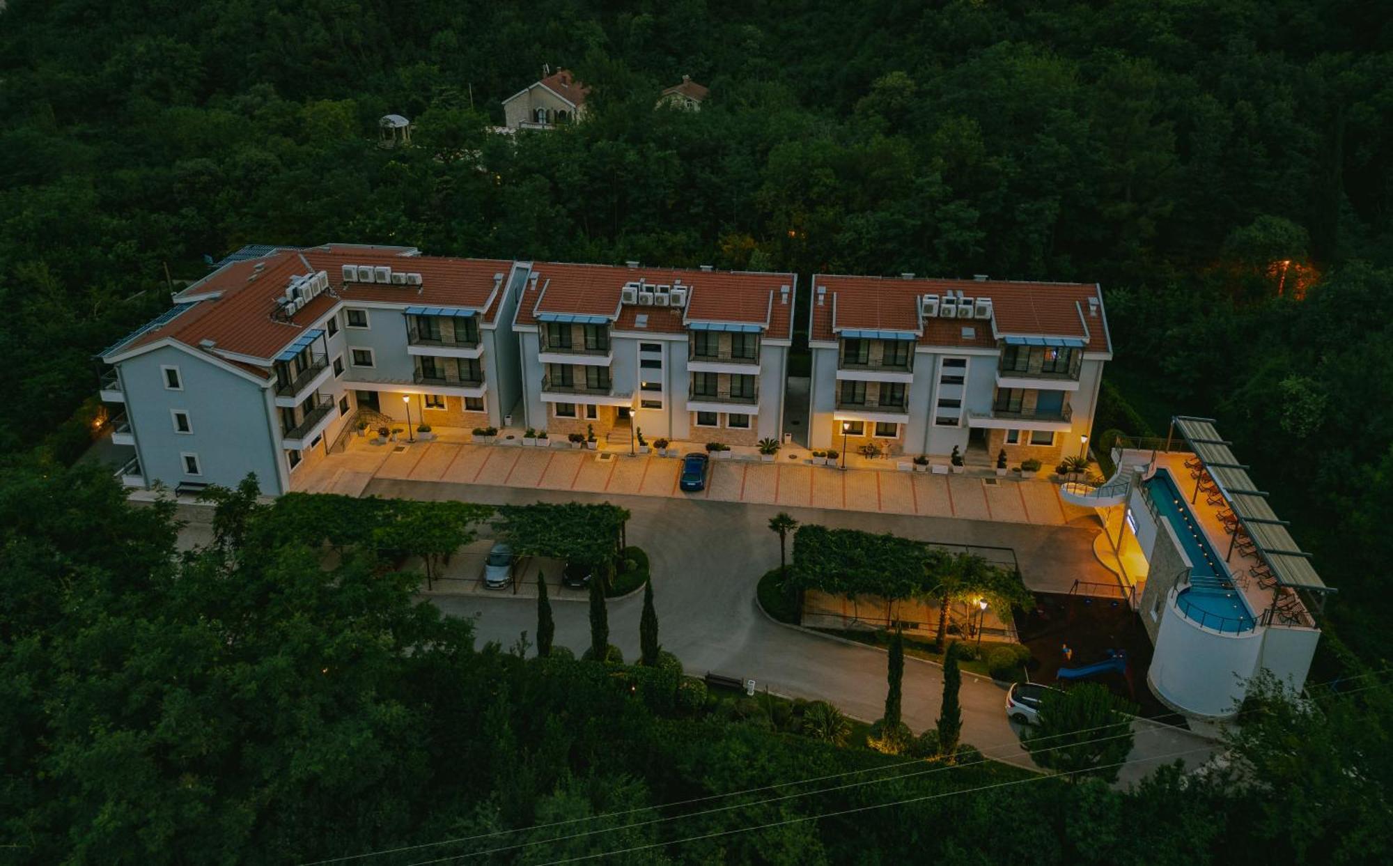 קוטור Green Bay Apartments Morinj מראה חיצוני תמונה